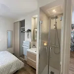 Tres Joli Petit Apartment